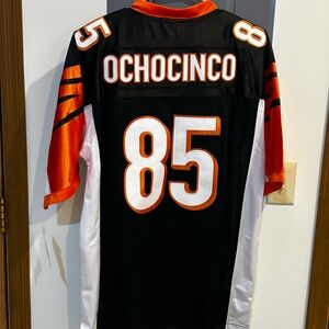 Brand new Chad Johnson Jersey Cincinnati Bengals Adult Large Ochocinco
